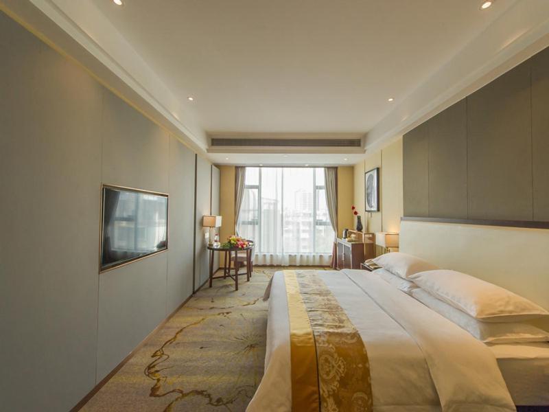 Vienna International Hotel Diecai Wanda High Speed ​​Rail Station Kujlin Kültér fotó
